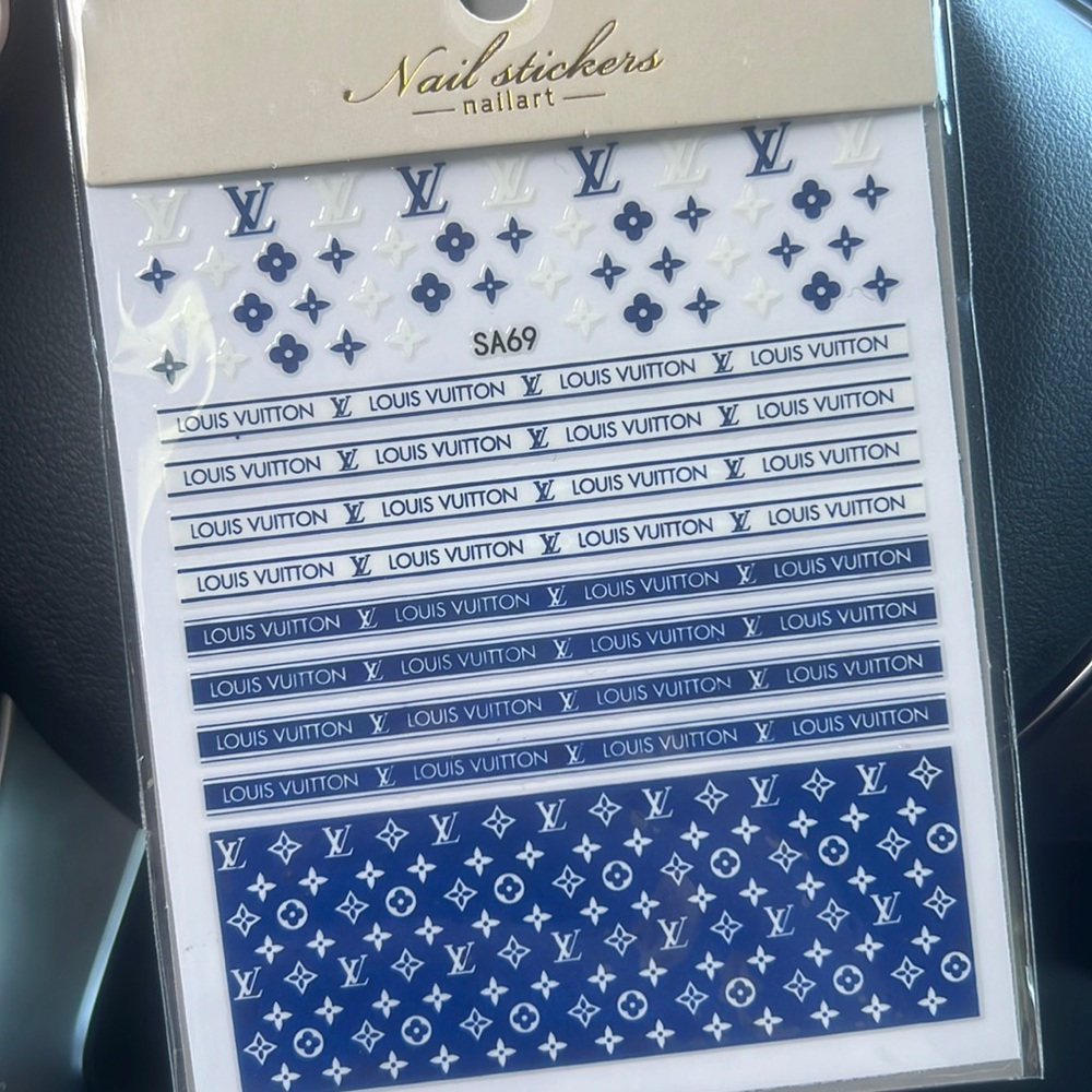 LUXURY NAIL STICKERS